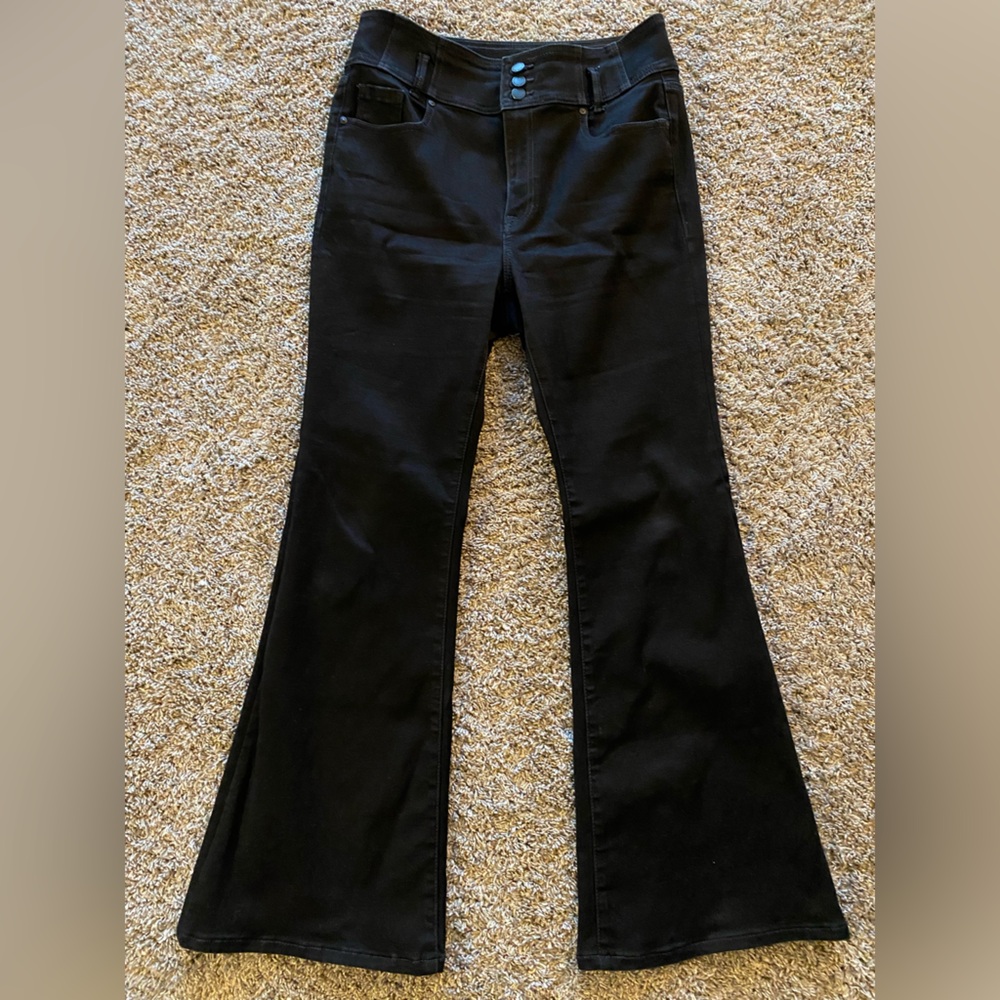 Accepting offers- Lane Bryant Black High-Waist Stretch Pants